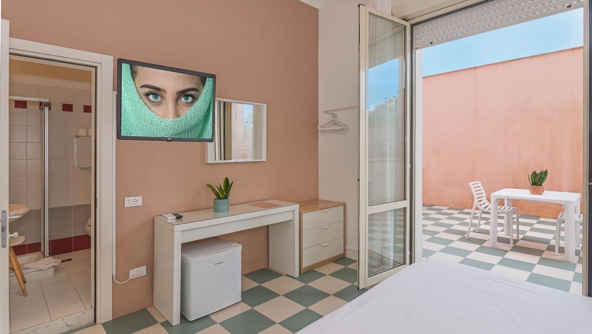 Hotel Happy Marina di Pietrasanta Exterior foto